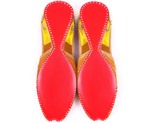 Load image into Gallery viewer, Wind - Silk and Thread Women&#39;s Jutti Flats
